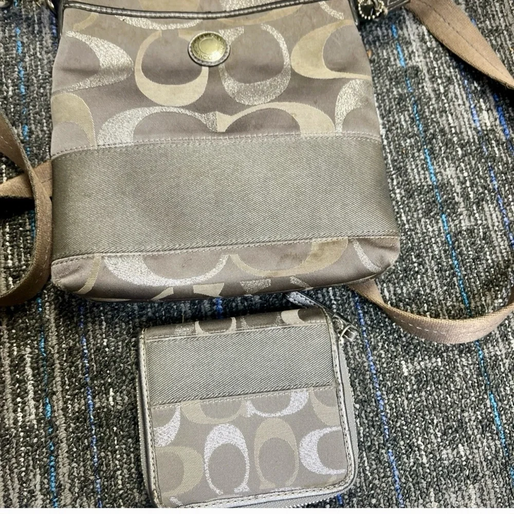 COACH Gray Silver Tan Strap Signature Canvas Crossbody Leather trim Bag W/Wallet
